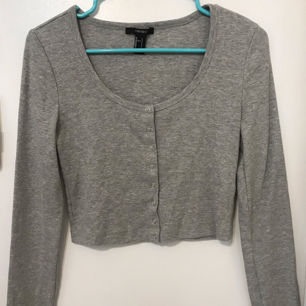 (2 for $10💖) F21 Crop Sleeve